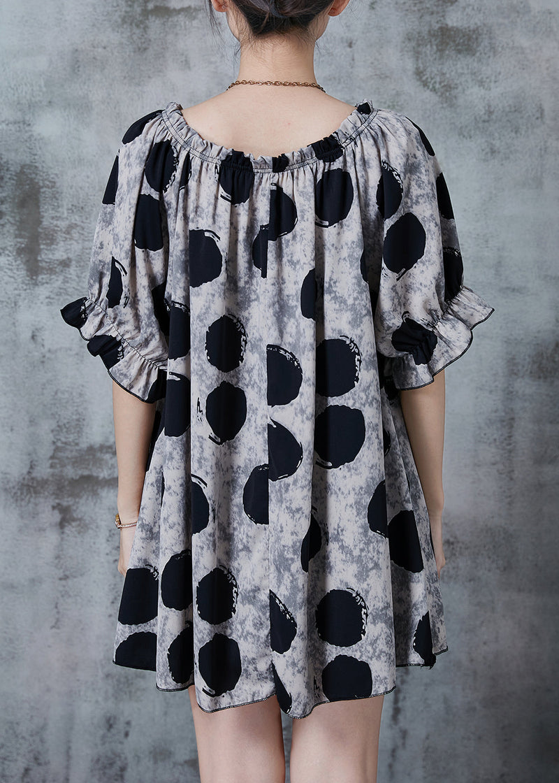Effortlessly Elegant Top with a Timeless Design