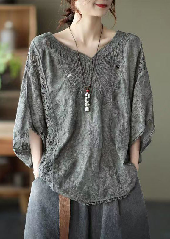 Well Tailored Shirt with a Graceful Silhouette