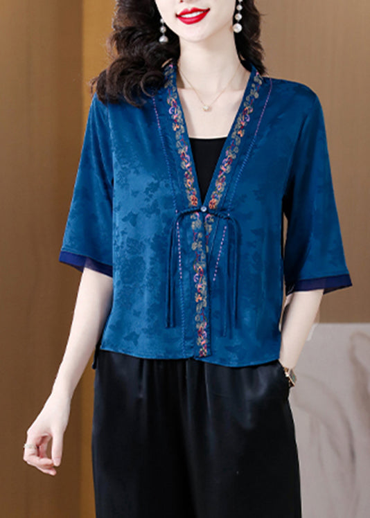 Elegantly Styled Shirt for Everyday Wear