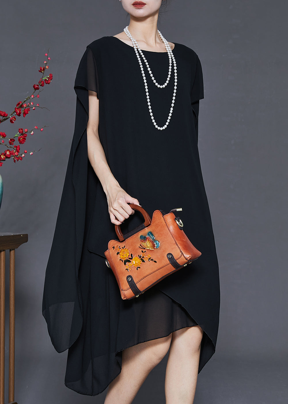 Beautifully Crafted Dress in a Classic Style