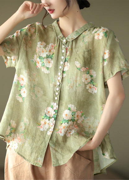 Effortlessly Elegant Top with a Timeless Design
