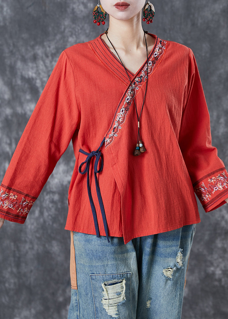 Beautifully Finished Blouse in a Timeless Design