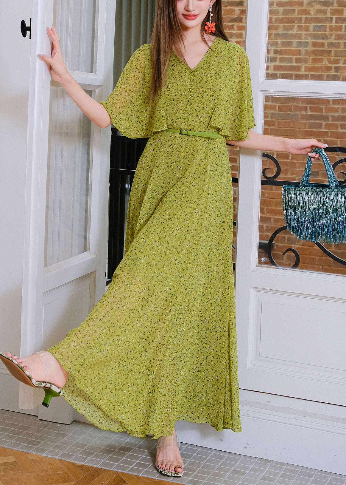 Sophisticated Dress with a Clean Classic Look