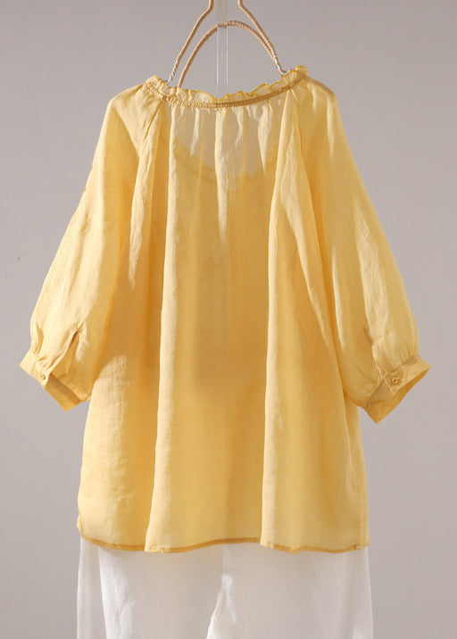 Classic Vintage Shirt with a Flattering Fit