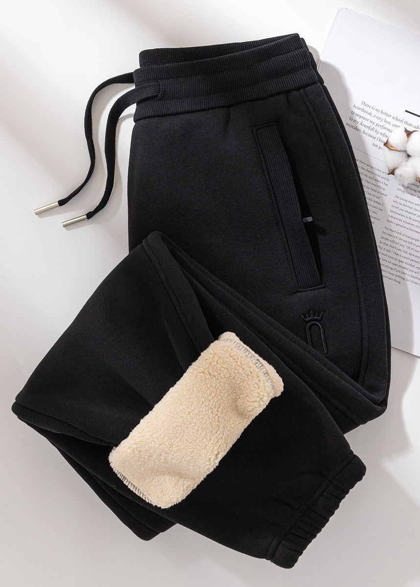 Well Tailored Pants with a Graceful Silhouette
