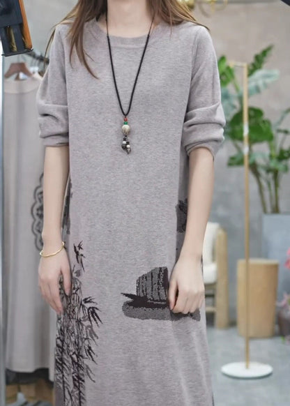 Classic Vintage Sweater with a Flattering Fit
