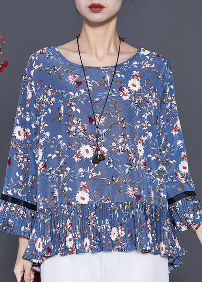 Sophisticated Blouse with a Clean Classic Look