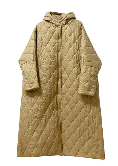 Well Tailored Coat with a Graceful Silhouette