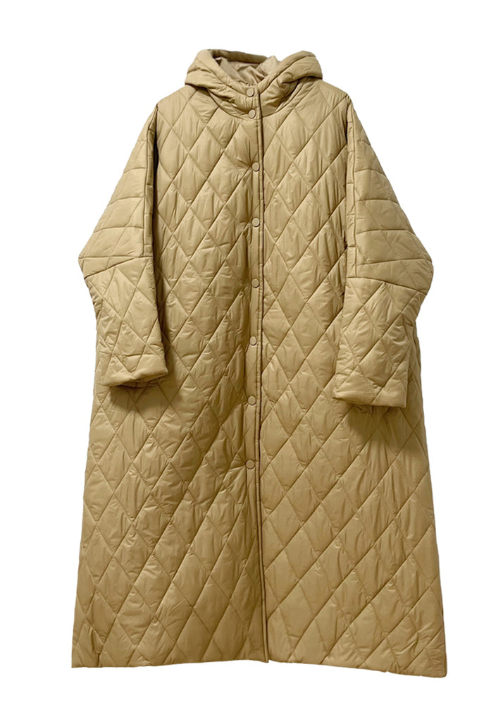 Well Tailored Coat with a Graceful Silhouette