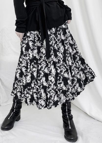 Effortlessly Elegant Garment with a Timeless Design