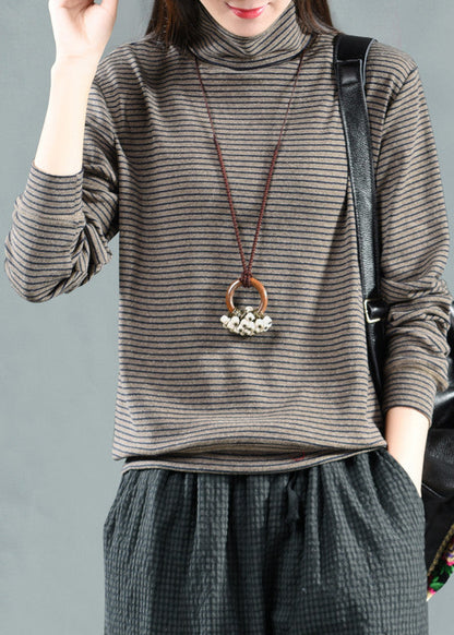 Polished Top with an Effortless Classic Look