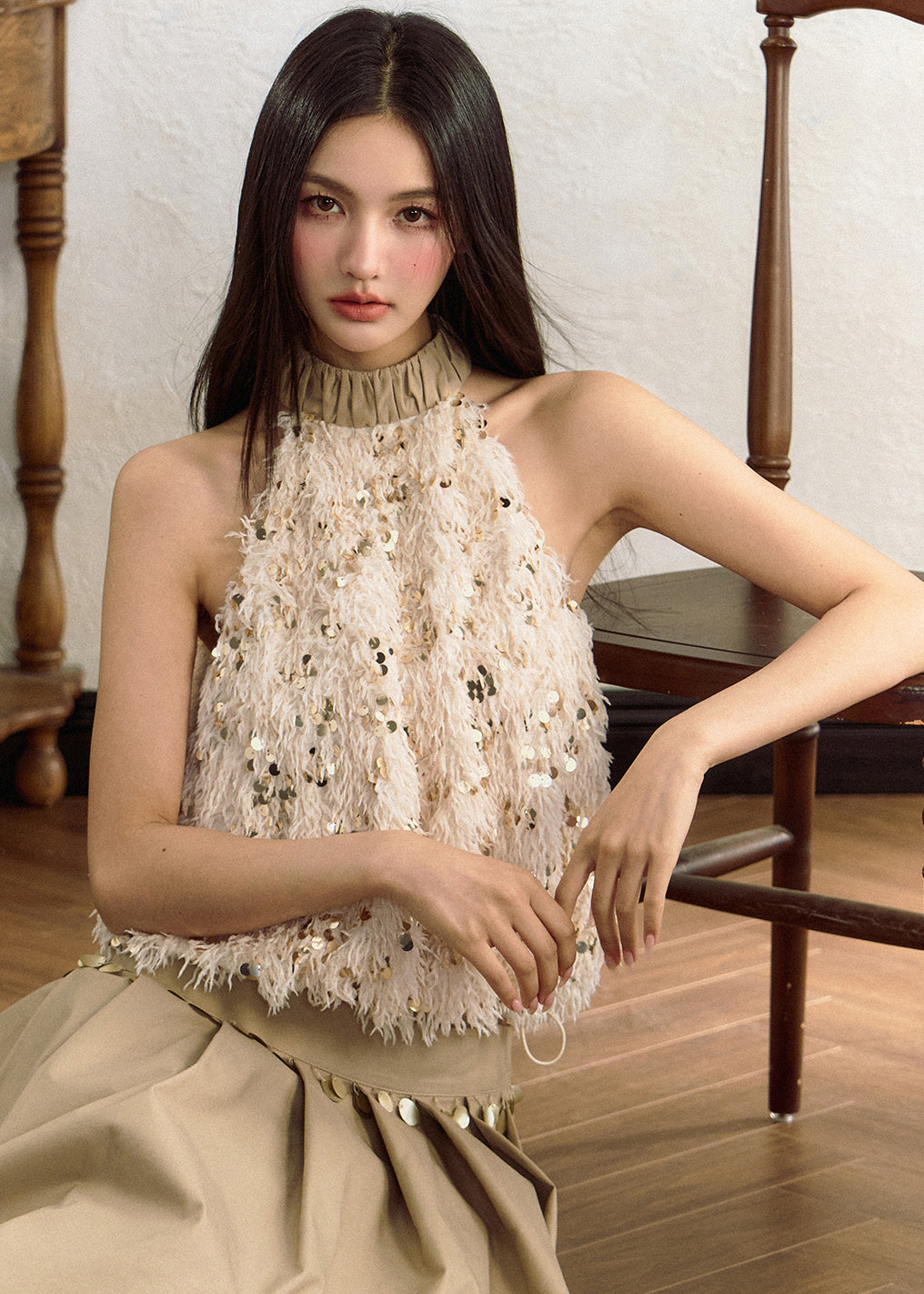 Beautifully Finished Top in a Timeless Design