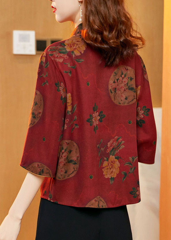Classic Vintage Shirt with a Flattering Fit