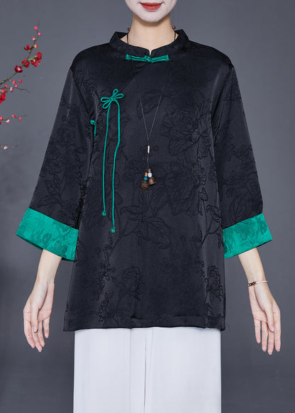 Gracefully Styled Shirt for Any Occasion