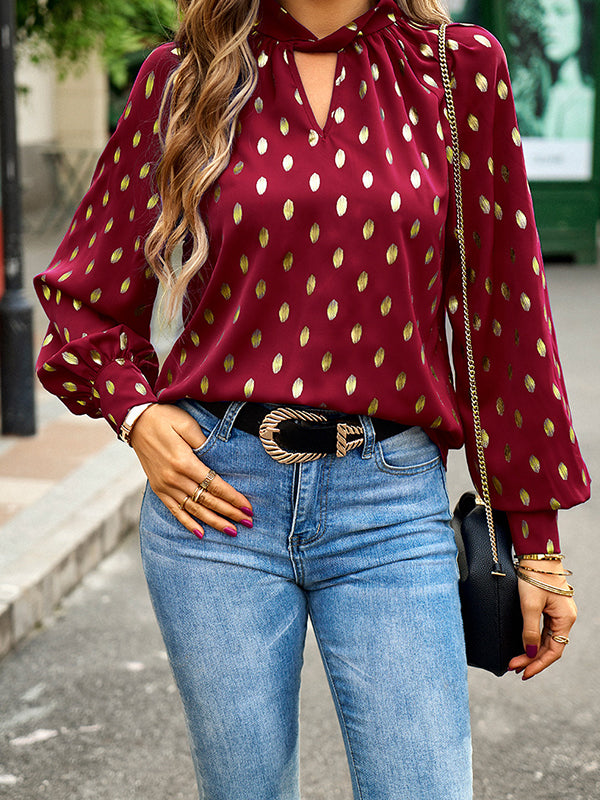 Sophisticated Blouse with a Clean Classic Look