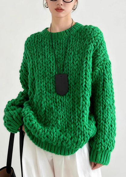 Classic Vintage Sweater with a Flattering Fit