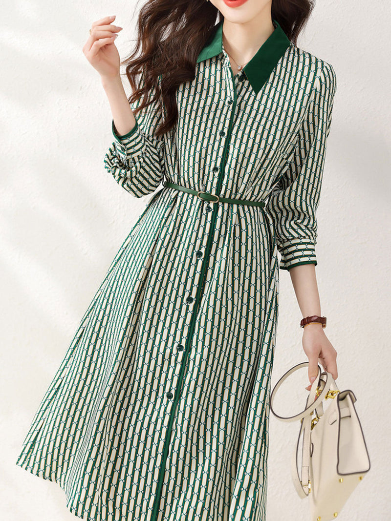 Well Tailored Dress with a Graceful Silhouette