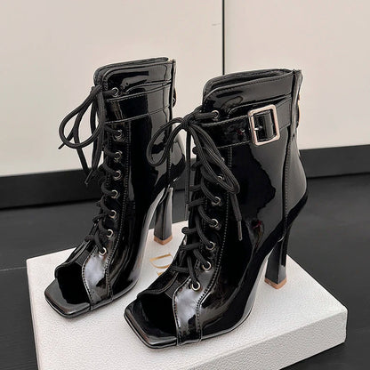 Graceful Orthopedic Boots for Modern Look