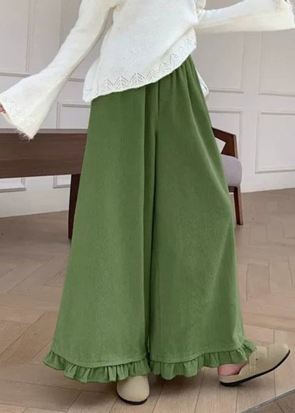 Beautifully Finished Pants in a Timeless Design