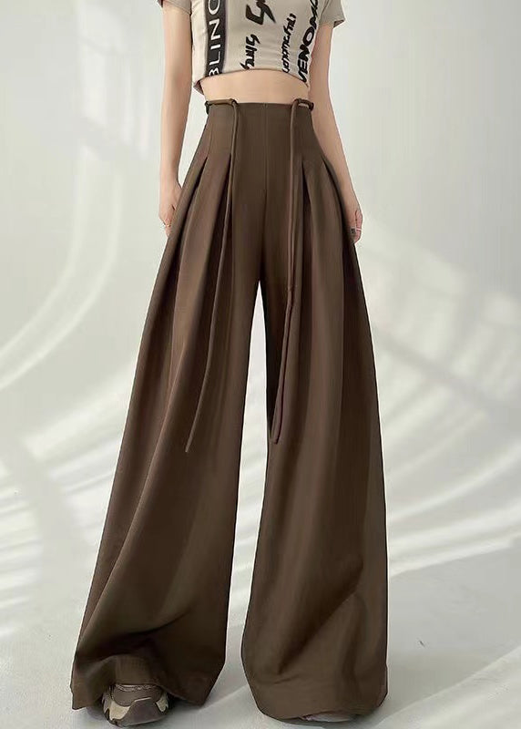 A Vintage Style Pants with Delicate Timeless Details