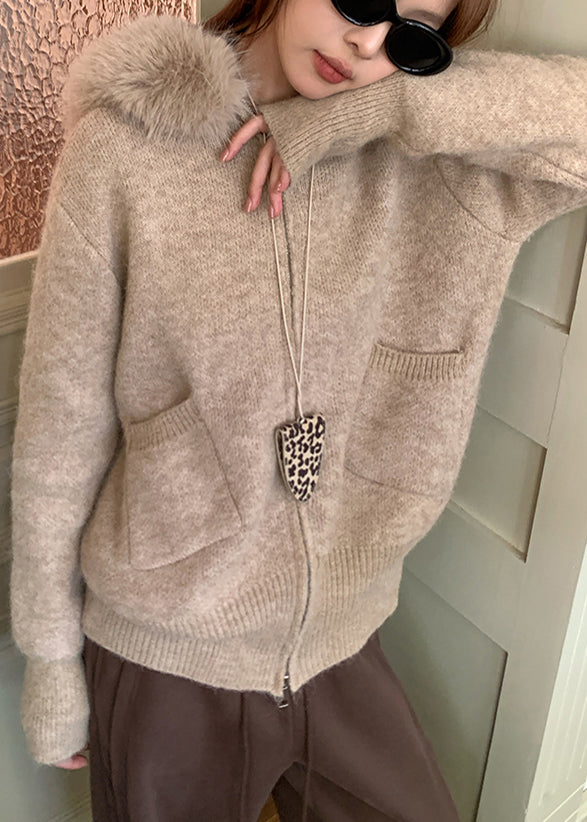 Beautifully Finished Coat in a Timeless Design
