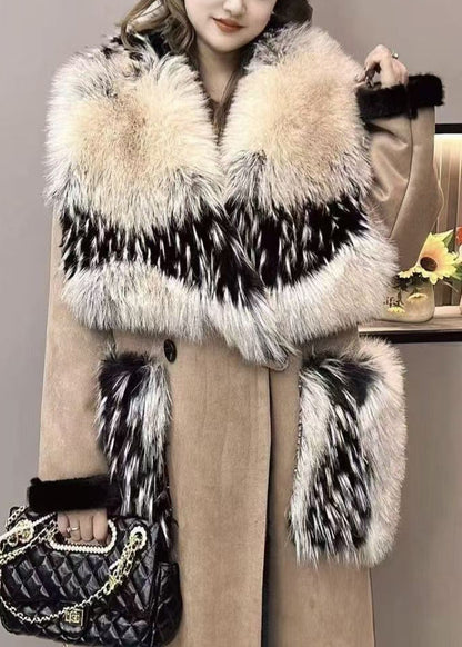 Elegantly Styled Coat for Everyday Wear