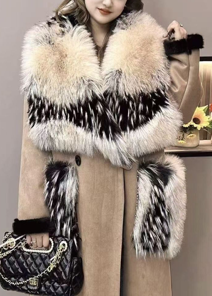Elegantly Styled Coat for Everyday Wear