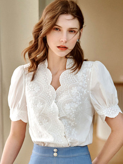 Well Tailored Shirt with a Graceful Silhouette