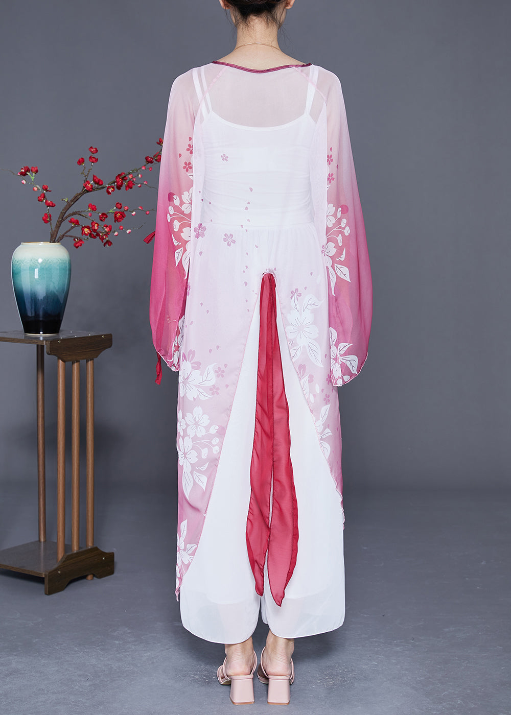 Beautifully Crafted Cardigan in a Classic Style