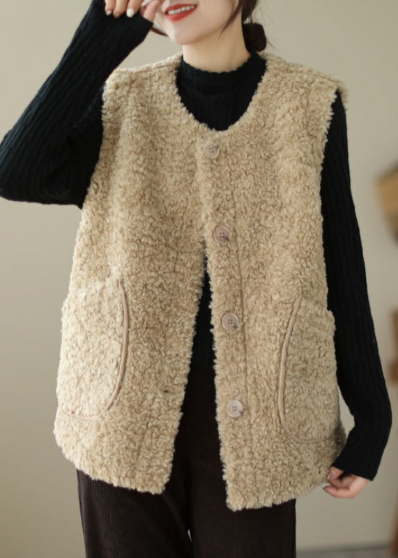 Effortlessly Elegant Garment with a Timeless Design