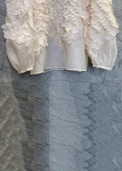 Effortlessly Elegant Shirt with a Timeless Design