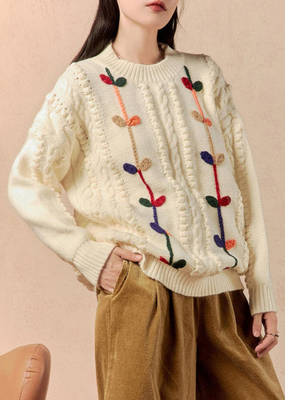 Classic Vintage Sweater with a Flattering Fit