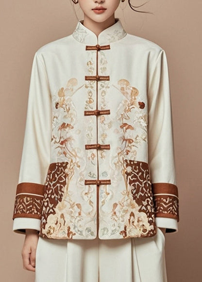 Classic Vintage & Enduringly Stylish Coat