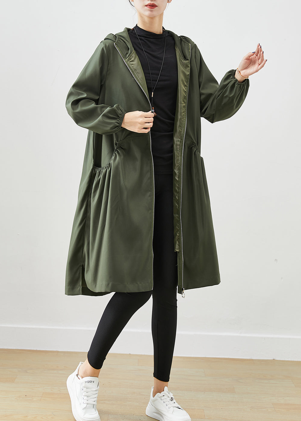 Beautifully Finished Coat in a Timeless Design