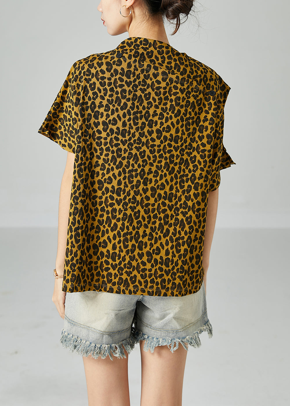 Classic Vintage Top with a Flattering Fit