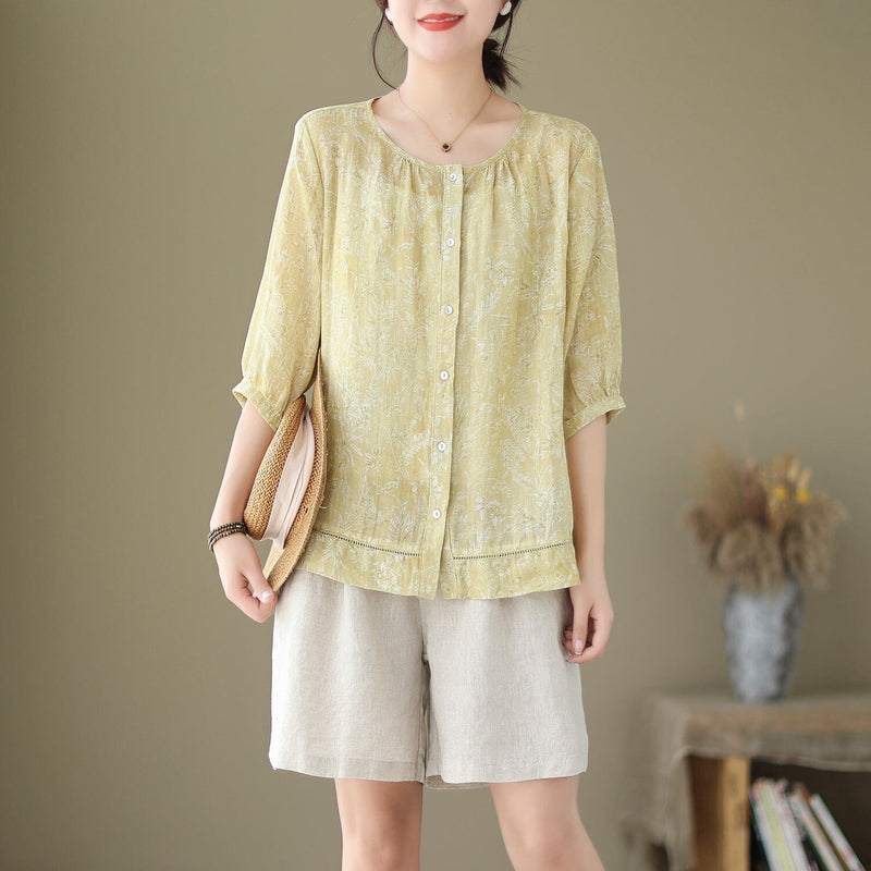 Gracefully Styled Blouse for Any Occasion