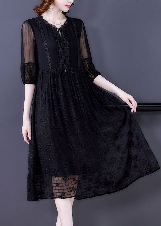 Beautifully Crafted Dress in a Classic Style