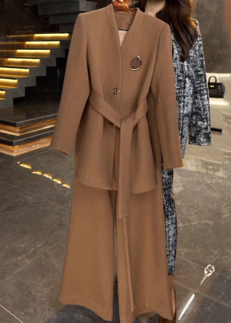 Well Tailored Pants with a Graceful Silhouette