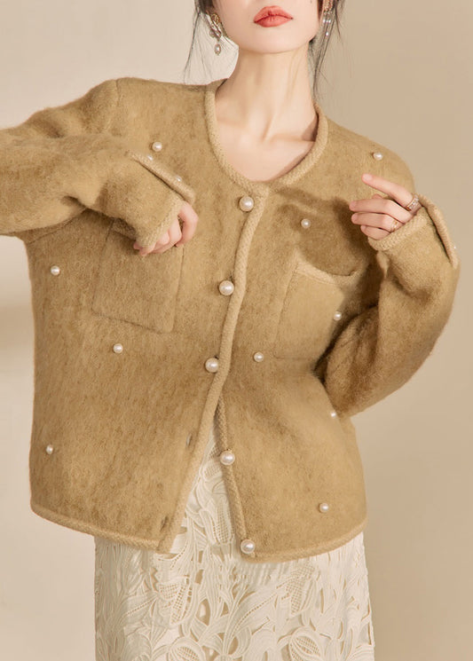Elegantly Styled Coat for Everyday Wear