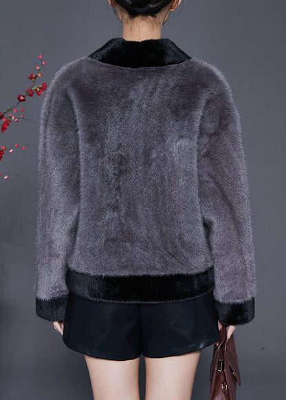 Gracefully Styled Coat for Any Occasion