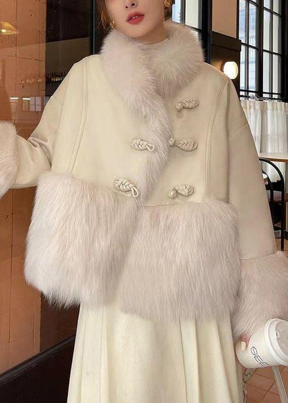 Beautifully Crafted Coat in a Classic Style
