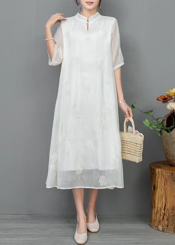 Polished Dress with an Effortless Classic Look