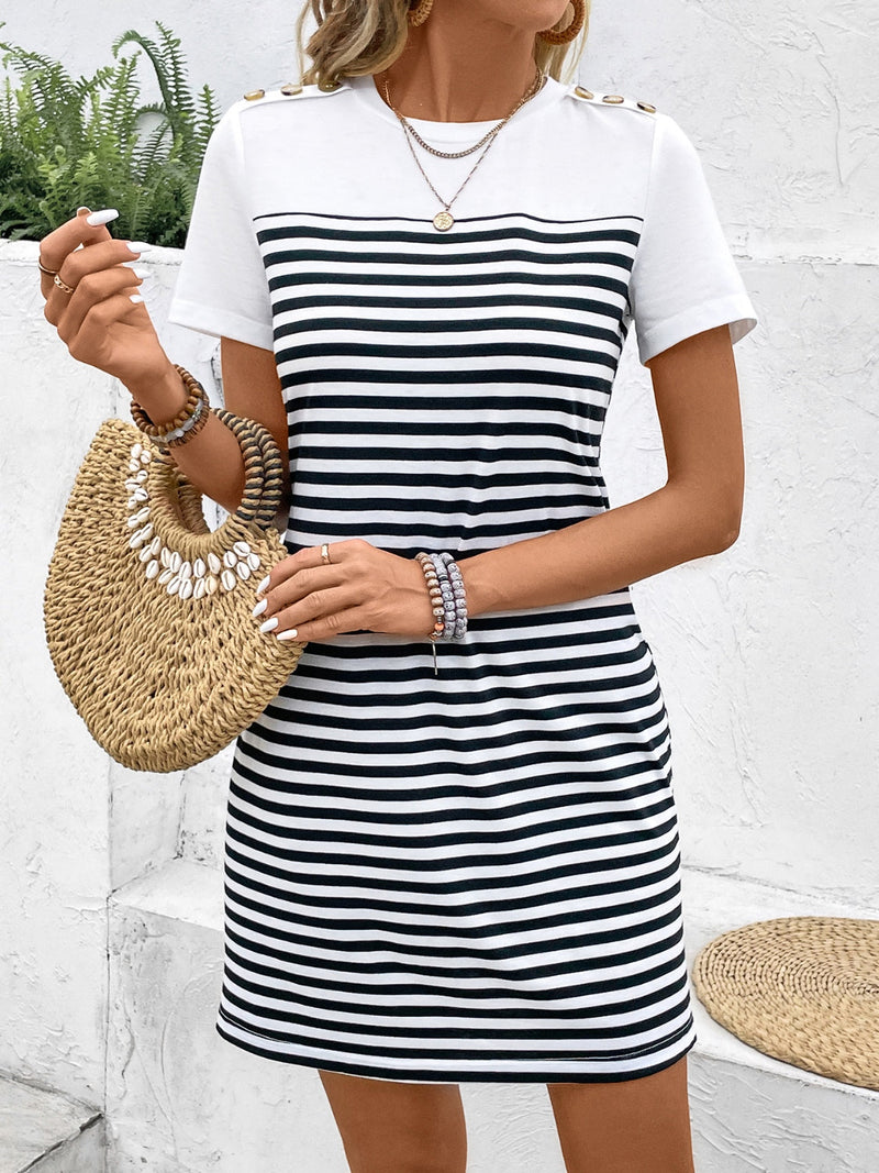 Beautifully Crafted Dress in a Classic Style
