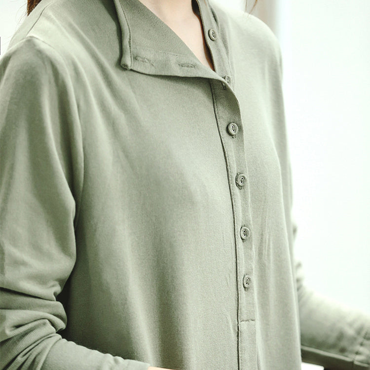 Gracefully Styled Pullover for Any Occasion