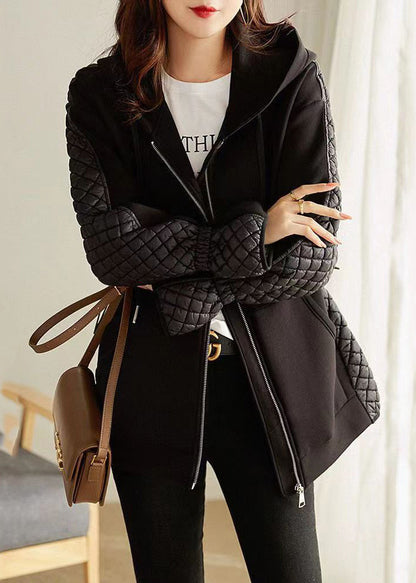 Well Tailored Coat with a Graceful Silhouette