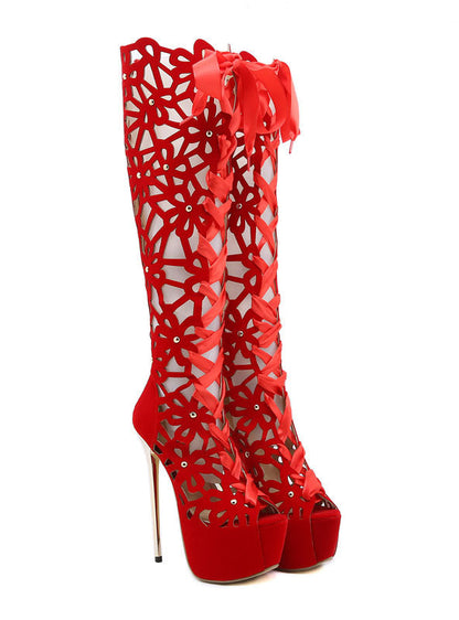 Graceful Orthopedic Boots for Modern Look
