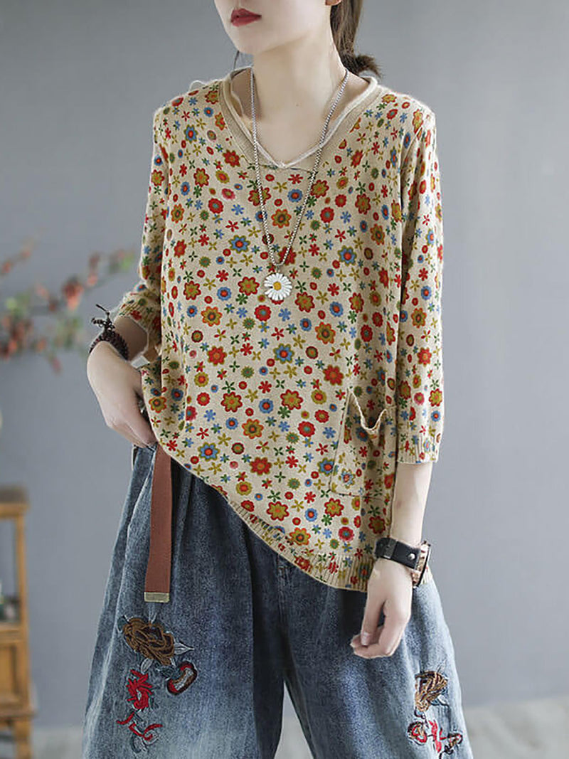 Classic Vintage Sweater with a Flattering Fit