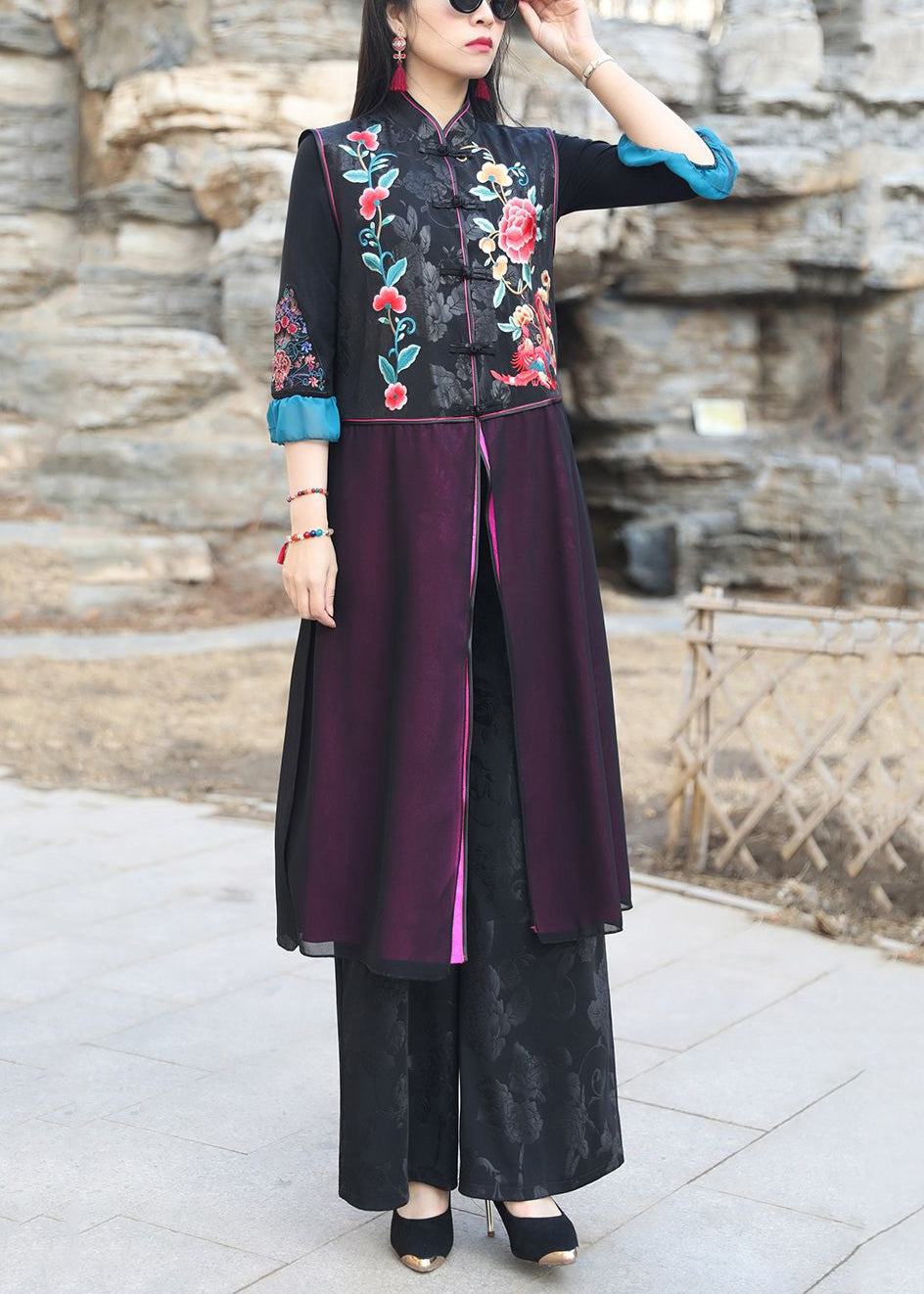 Effortlessly Elegant Coat with a Timeless Design