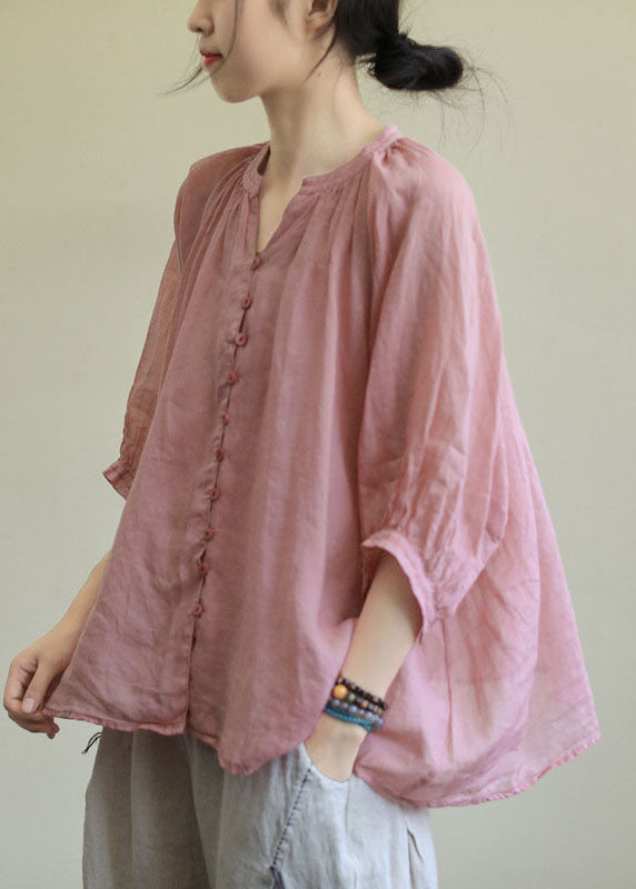 Well Tailored Blouse with a Graceful Silhouette