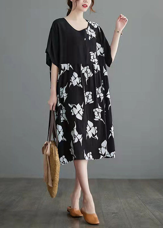 Classic Vintage Pullover with a Flattering Fit